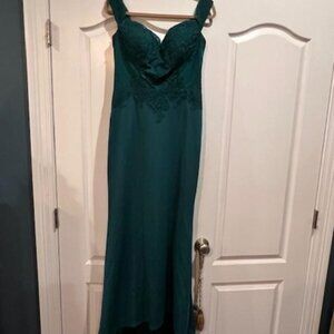 Emerald Green ballgown/prom dress/evening gown